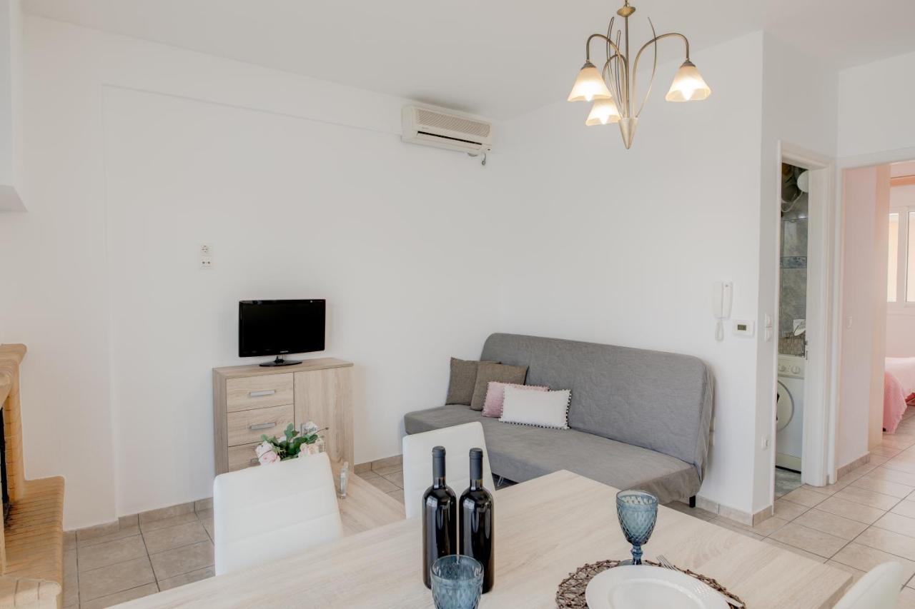 Sugar Blue - Apartments On The Beach Agios Vasilios  Esterno foto