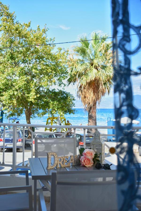 Sugar Blue - Apartments On The Beach Agios Vasilios  Esterno foto
