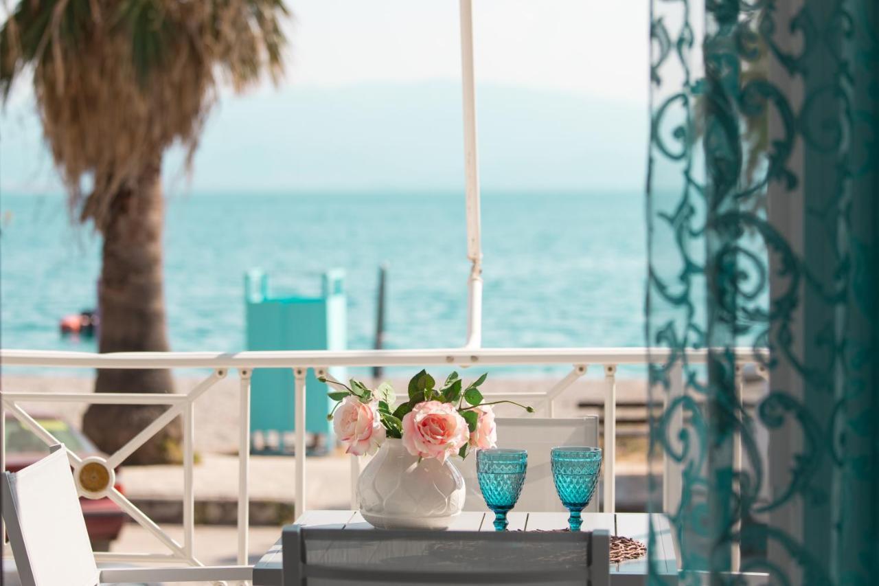 Sugar Blue - Apartments On The Beach Agios Vasilios  Esterno foto