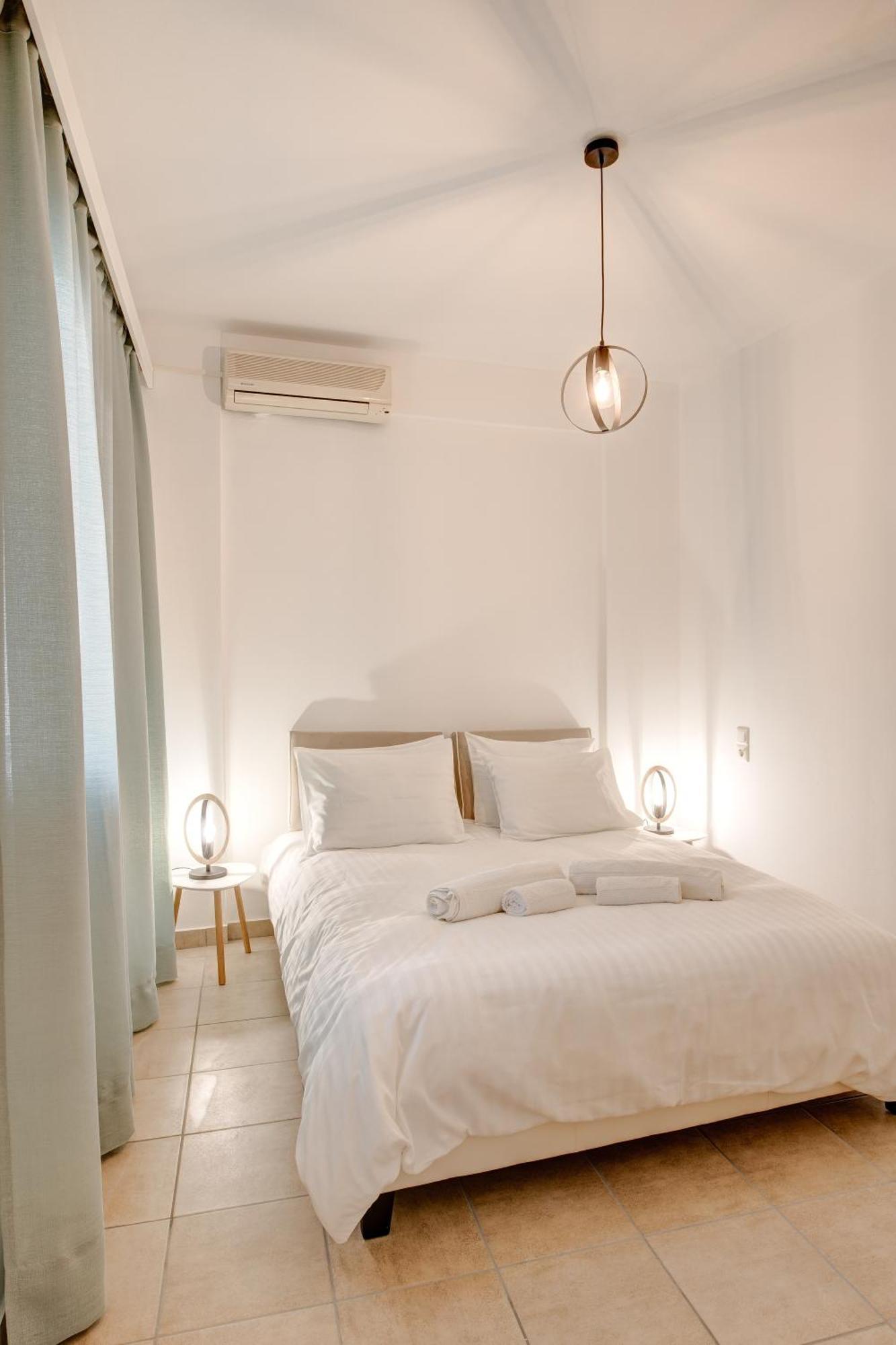 Sugar Blue - Apartments On The Beach Agios Vasilios  Esterno foto